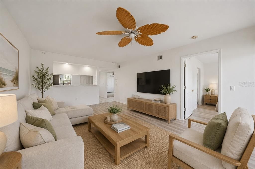11644 SW EGRET CIRCLE 701 photo 4