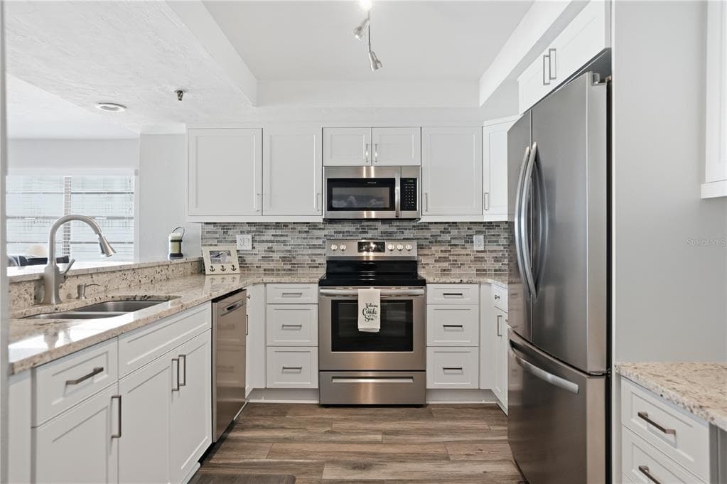 16330 GULF BOULEVARD 306 photo 9