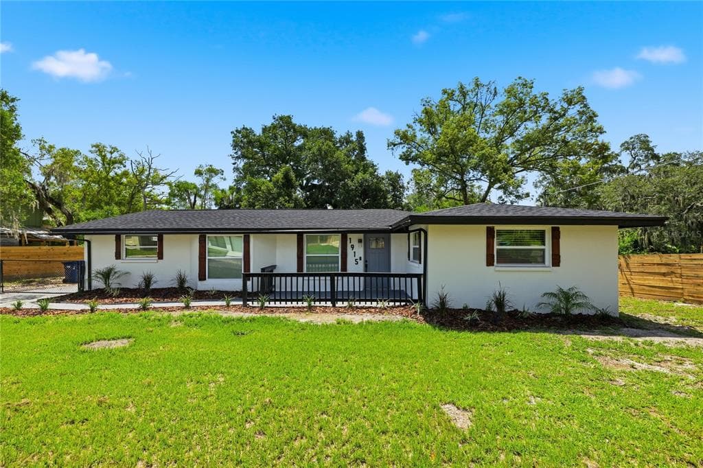 1915 E MULBERRY DRIVE photo 4