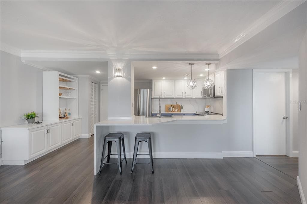 4141 BAYSHORE BOULEVARD 1003 photo 13