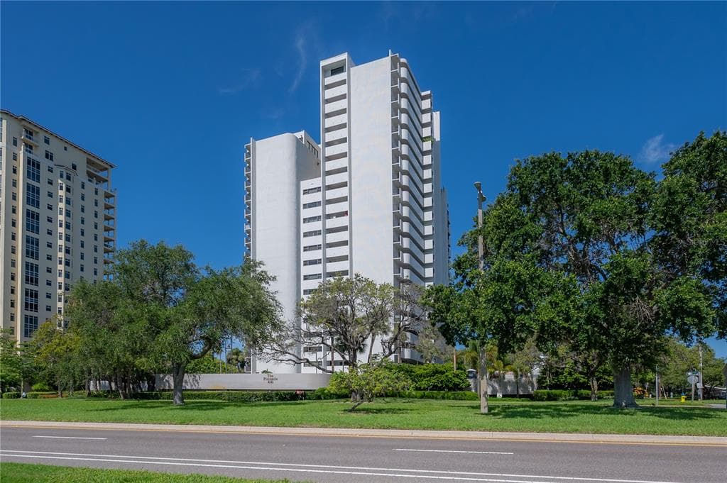4141 BAYSHORE BOULEVARD 1003 photo 1