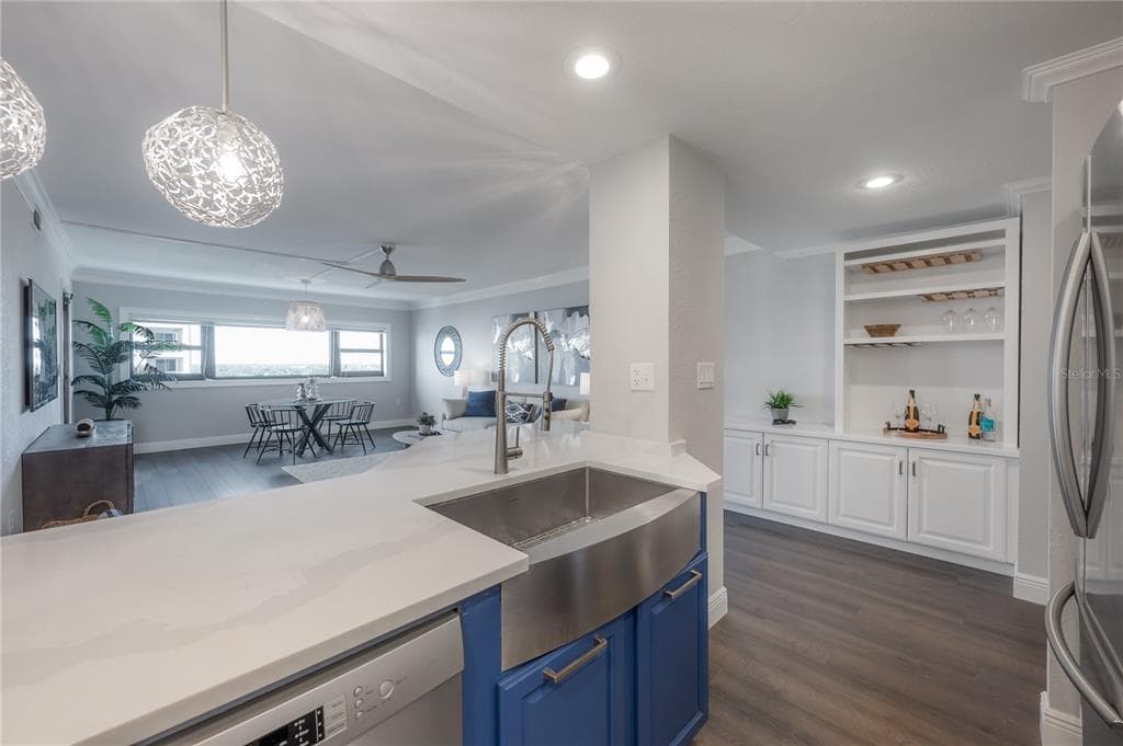 4141 BAYSHORE BOULEVARD 1003 photo 9