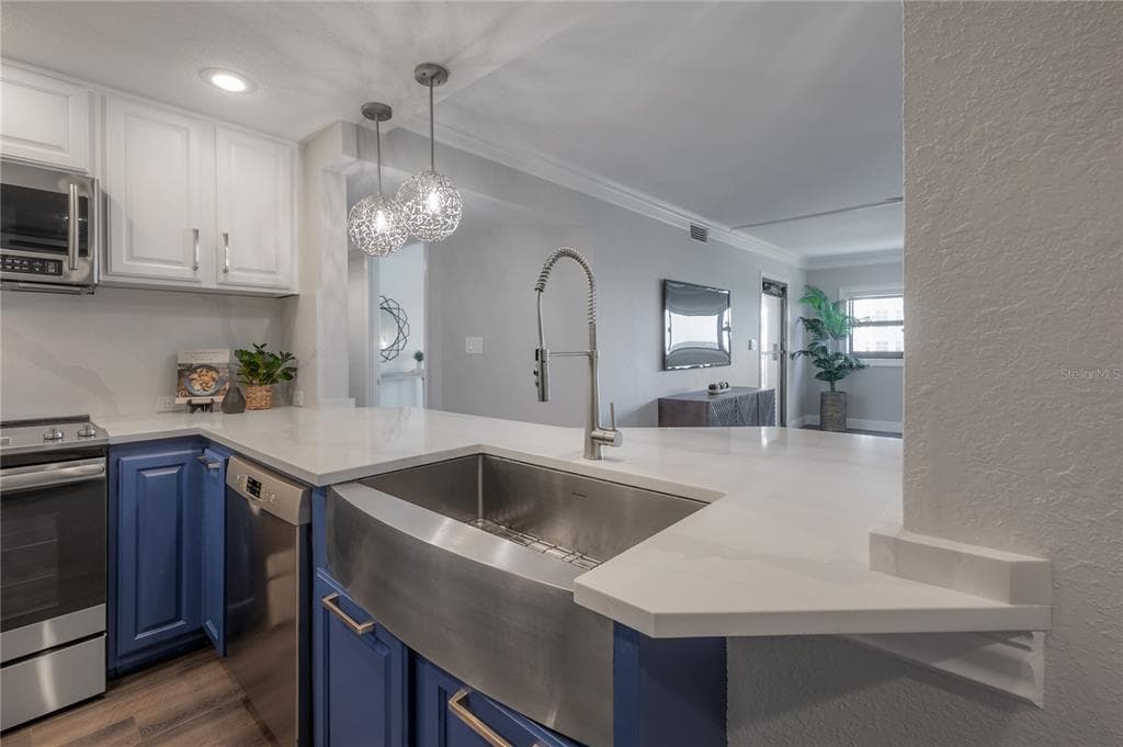 4141 BAYSHORE BOULEVARD 1003 photo 11