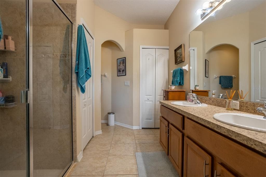 905 PARKER DEN DRIVE photo 16