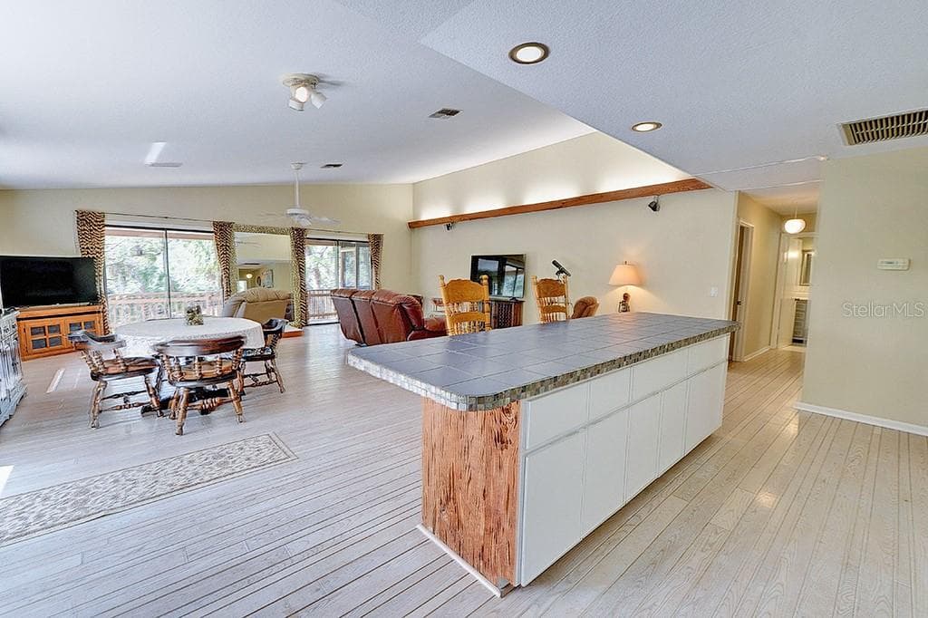 6618 S BEAGLE DRIVE photo 23