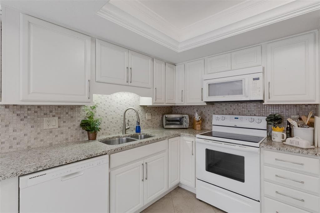 3902 WILSHIRE DRIVE 98 photo 21