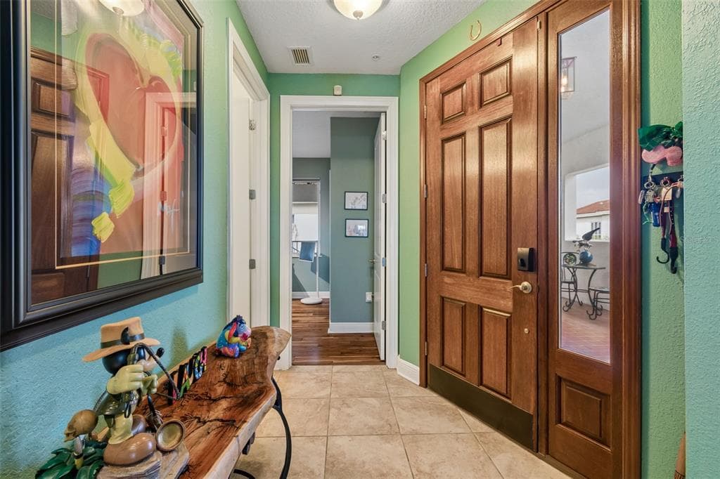 1038 BELLASOL WAY 403 photo 4