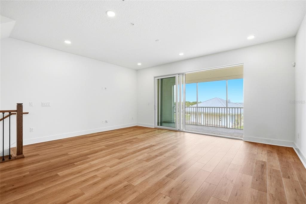 9936 KEY HAVEN ROAD photo 2