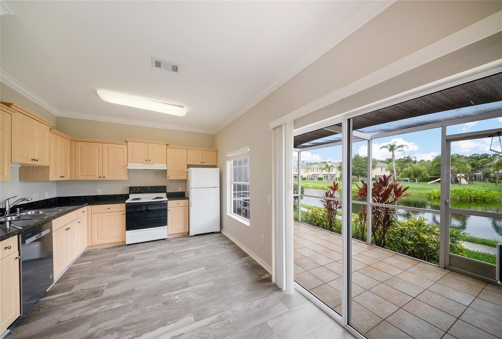 7633 PLANTATION CIRCLE 7633 photo 11
