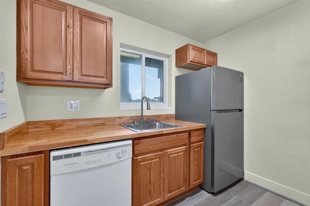 900 S PENINSULA DRIVE 214 photo 10