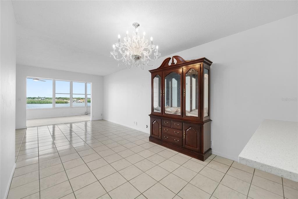 1847 SHORE DRIVE S 509 photo 14