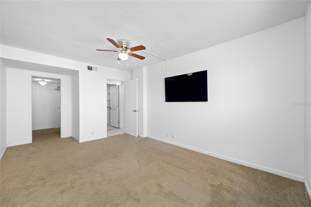 1847 SHORE DRIVE S 509 photo 25