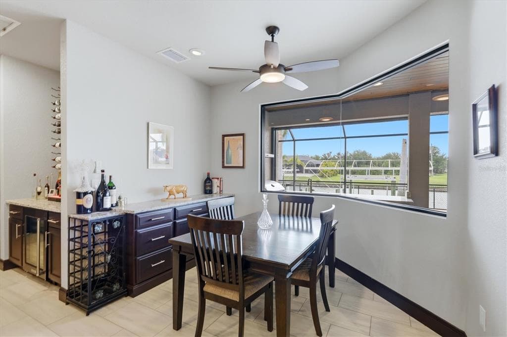 9404 SPRING CIRCLE photo 16