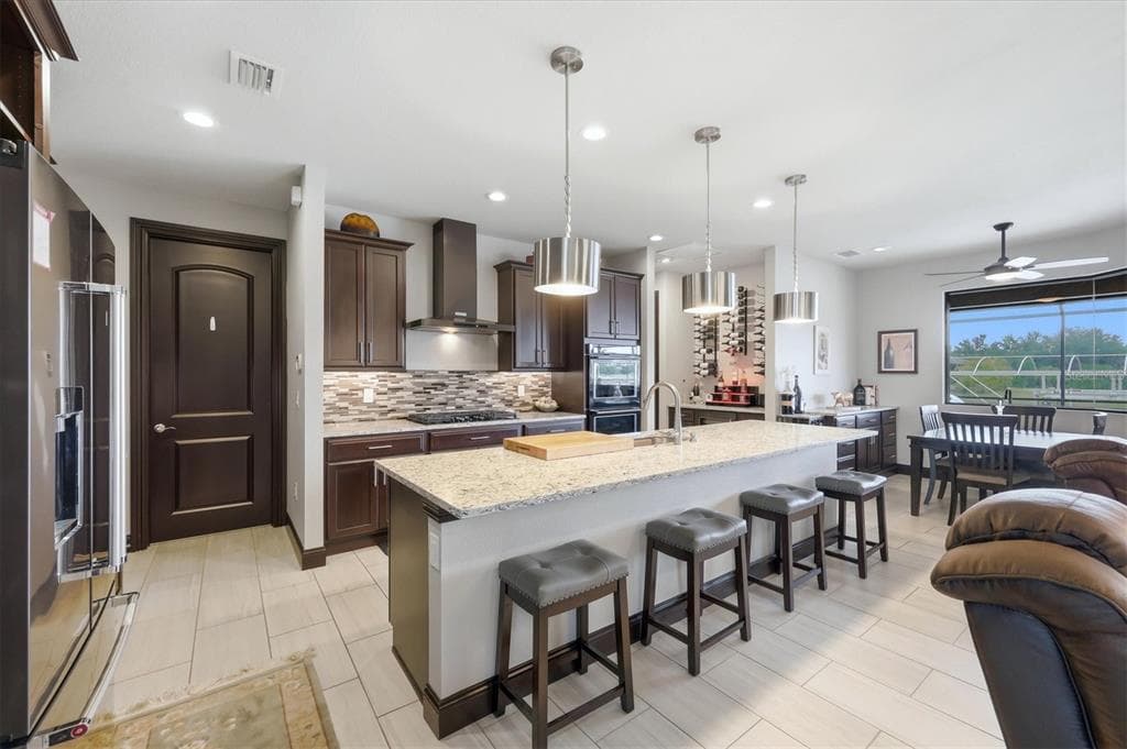 9404 SPRING CIRCLE photo 10