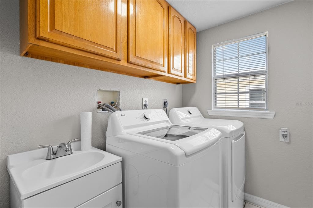 13323 NEPTUNE DRIVE photo 23