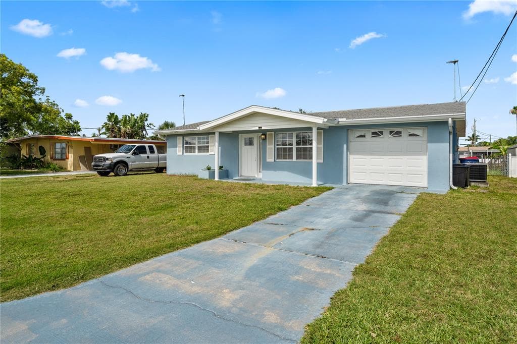13323 NEPTUNE DRIVE photo 1