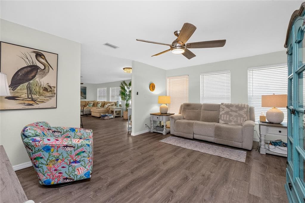 219 CADDY ROAD photo 9