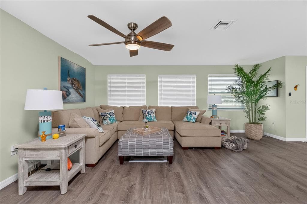 219 CADDY ROAD photo 10