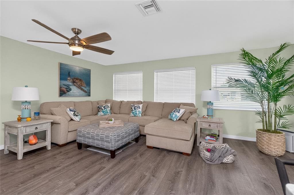 219 CADDY ROAD photo 11