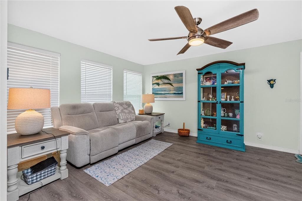 219 CADDY ROAD photo 8