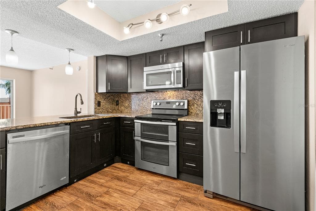 7432 SUNSHINE SKYWAY LANE S 302 photo 11