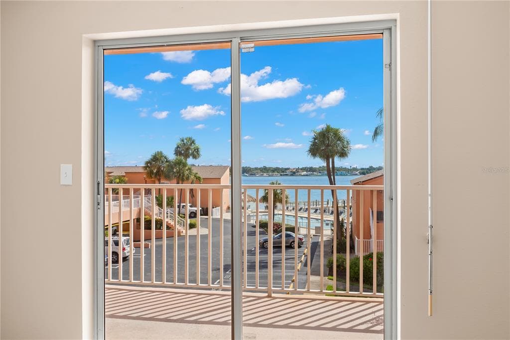 7432 SUNSHINE SKYWAY LANE S 302 photo 19