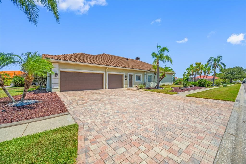 9801 COMPASS POINT WAY photo 3