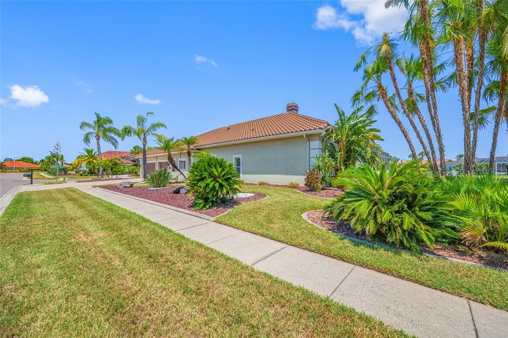 9801 COMPASS POINT WAY photo 4