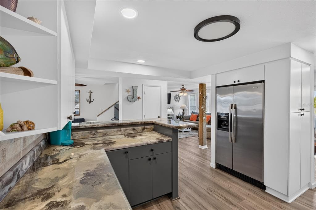 1194 LINDEN ROAD photo 16
