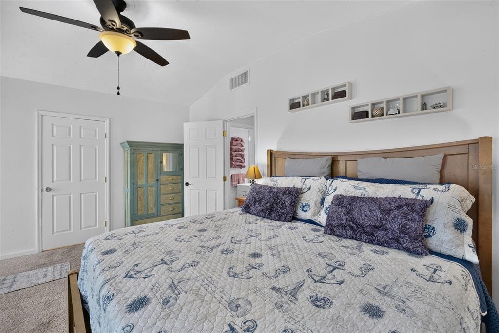 1194 LINDEN ROAD photo 25