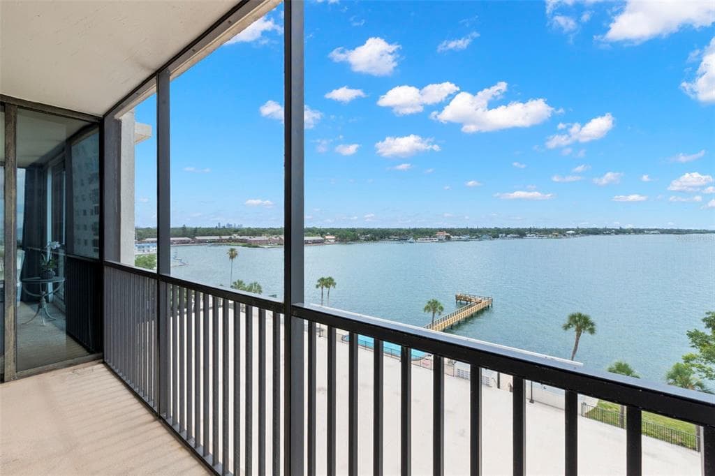 7100 SUNSHINE SKYWAY LANE S 703 photo 18