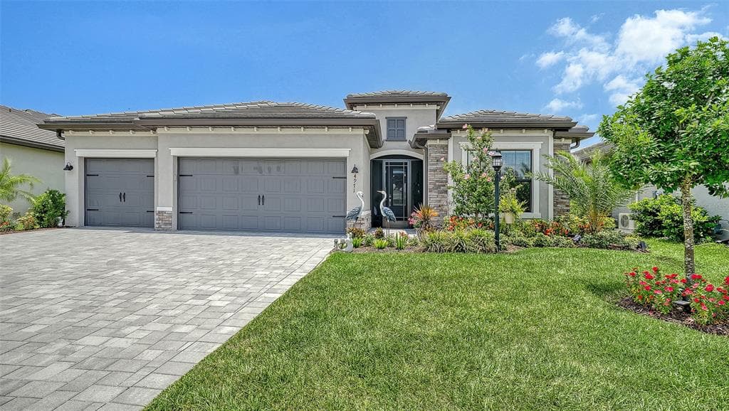 4971 OYSTER PEARL STREET photo 1
