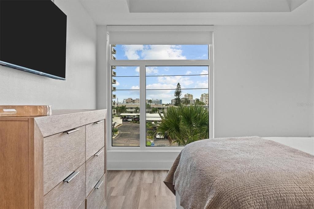 415 ISLAND WAY 311 photo 20
