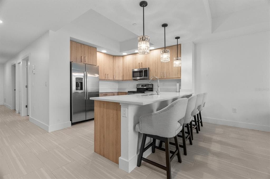 415 ISLAND WAY 311 photo 14