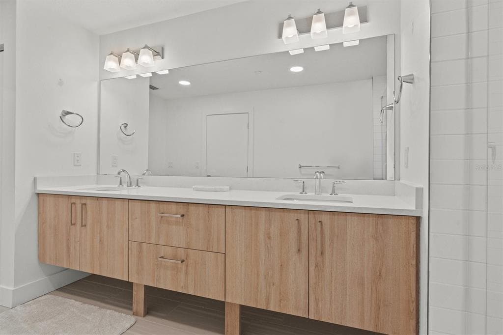 415 ISLAND WAY 311 photo 25