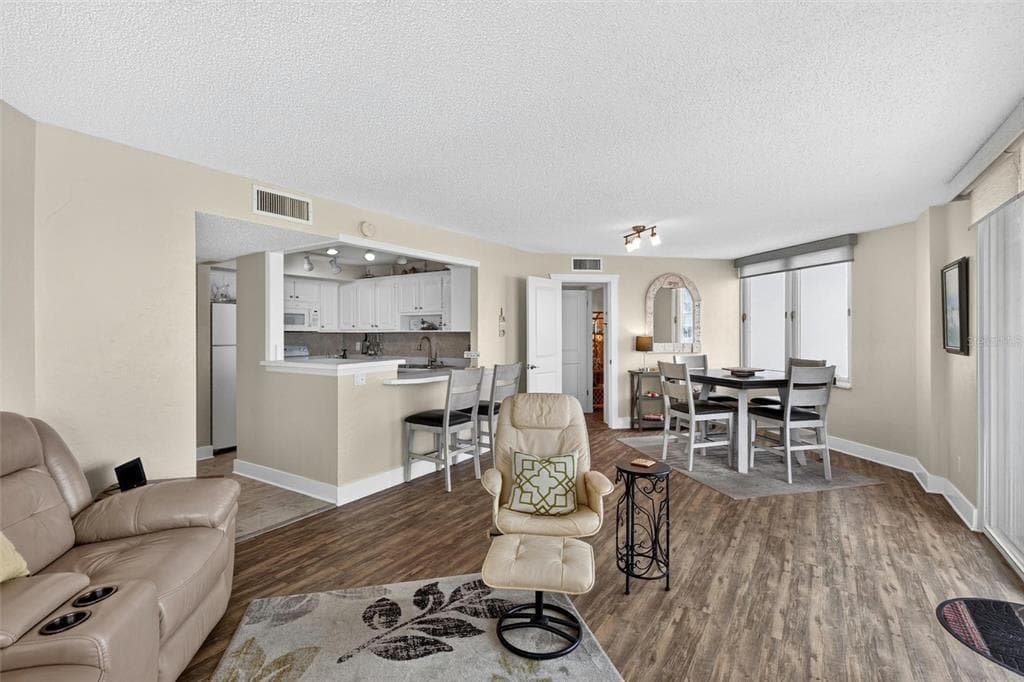 3047 S ATLANTIC AVENUE 705 photo 14