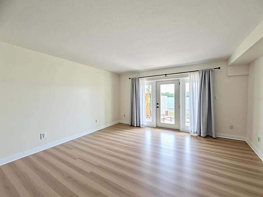 3751 POMPANO DRIVE SE 3751 photo 2