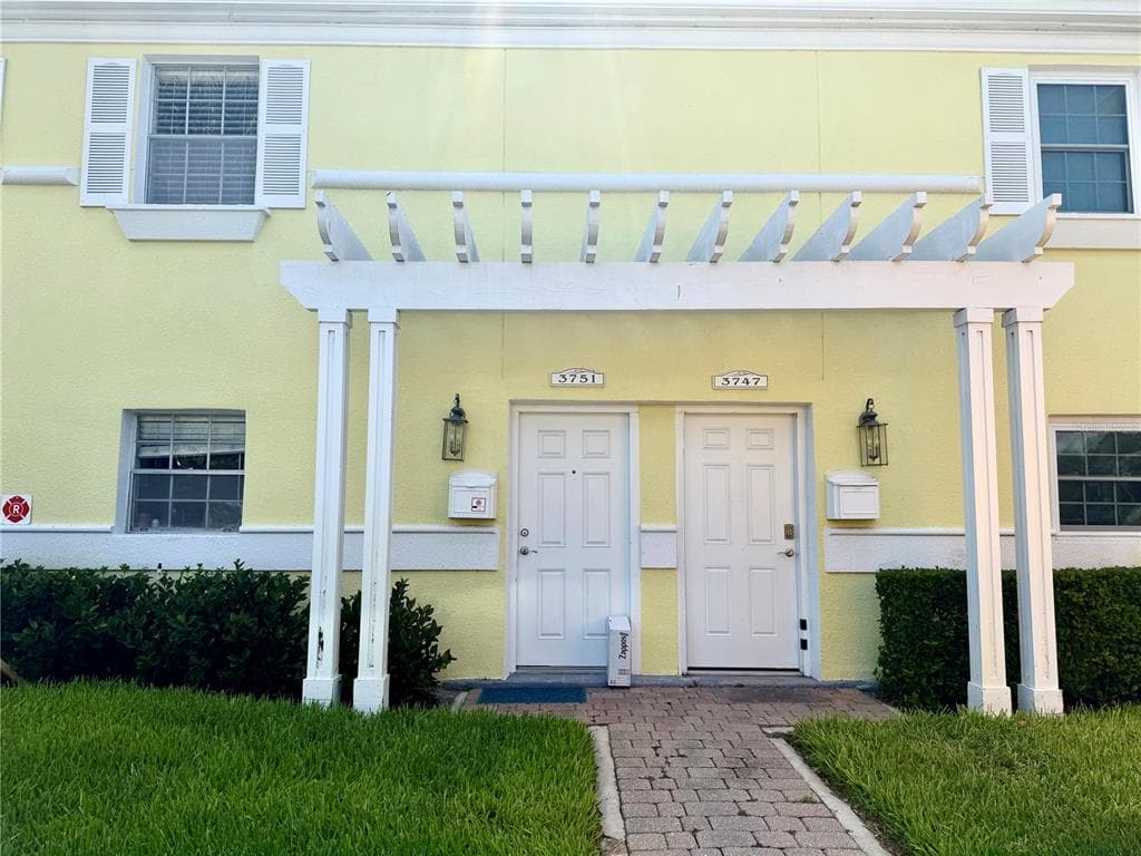 3751 POMPANO DRIVE SE 3751 photo 1