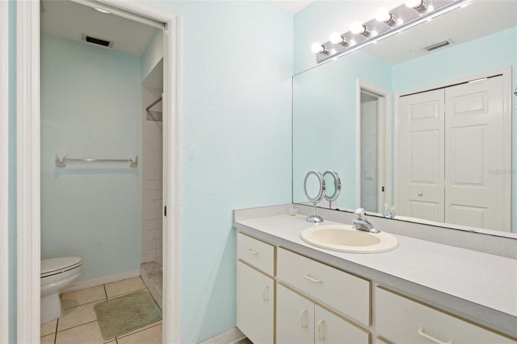 1512 RIO DE JANEIRO AVENUE 428 photo 17