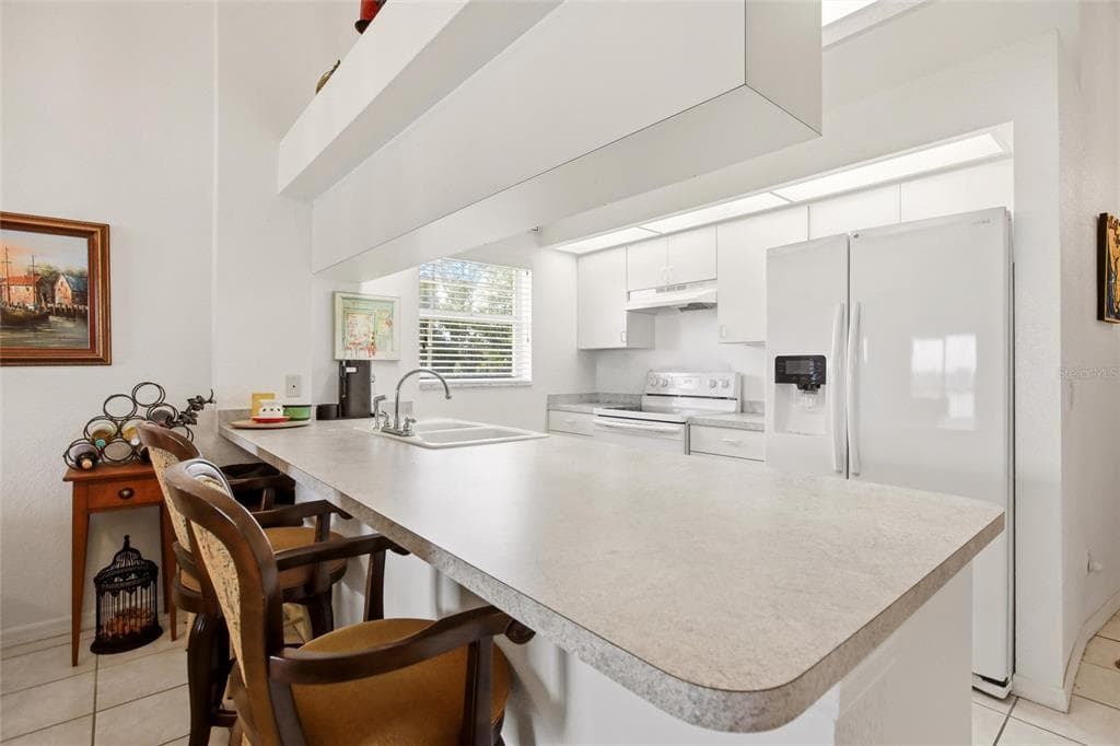 1512 RIO DE JANEIRO AVENUE 428 photo 8
