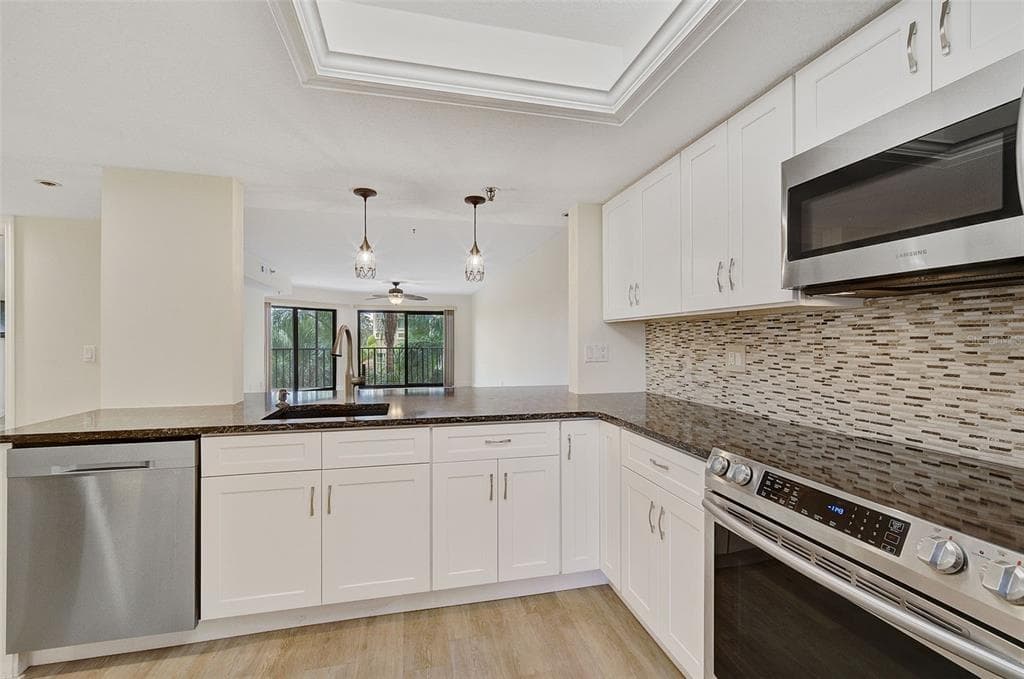 7204 JESSIE HARBOR DRIVE 7204 photo 7