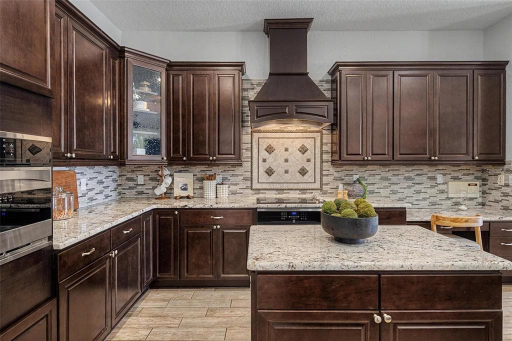 15004 MAURINE COVE LANE photo 12