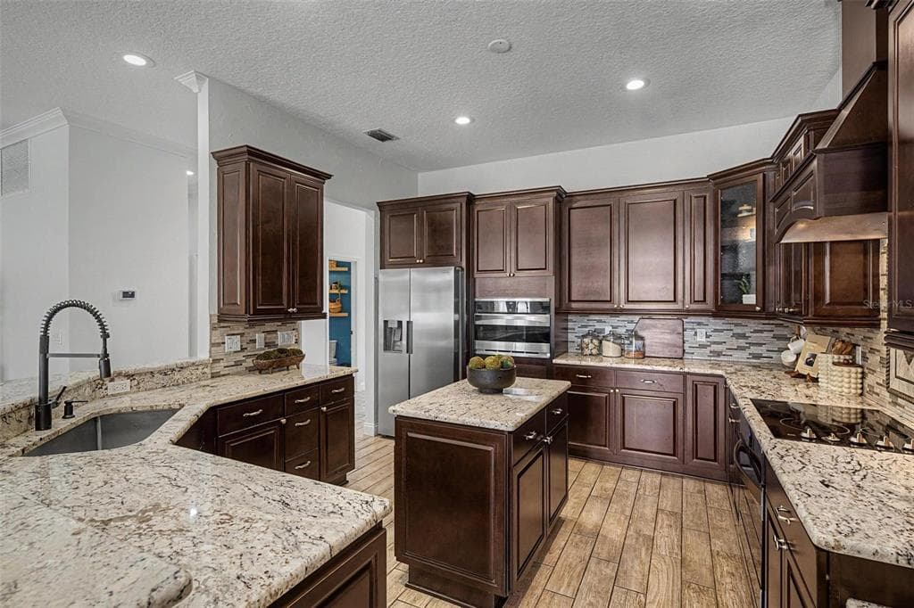 15004 MAURINE COVE LANE photo 15