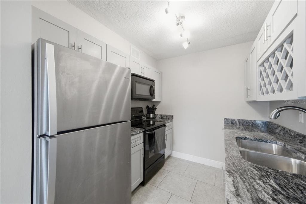 4843 COQUINA KEY DRIVE SE A photo 15