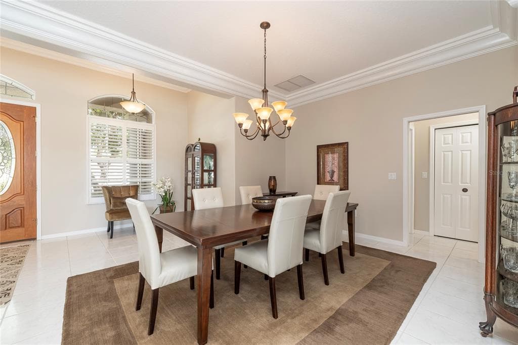 2055 DIAMOND COURT photo 14