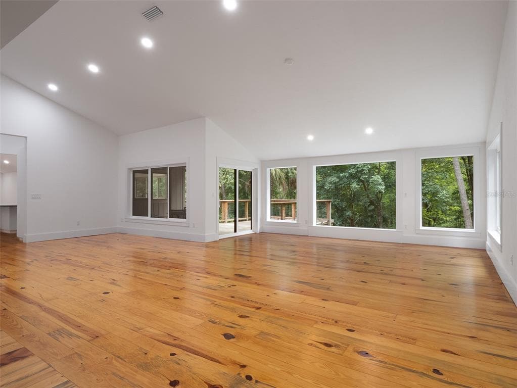 3104 NW 21ST AVENUE photo 7