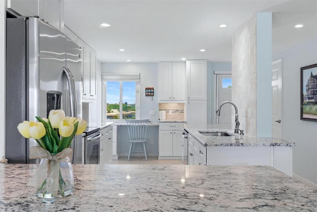 20 WHISPERING SANDS DRIVE 501 photo 18