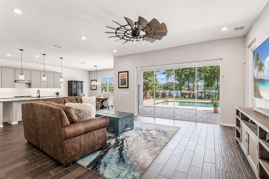 2914 REEF KNOT PLACE photo 15