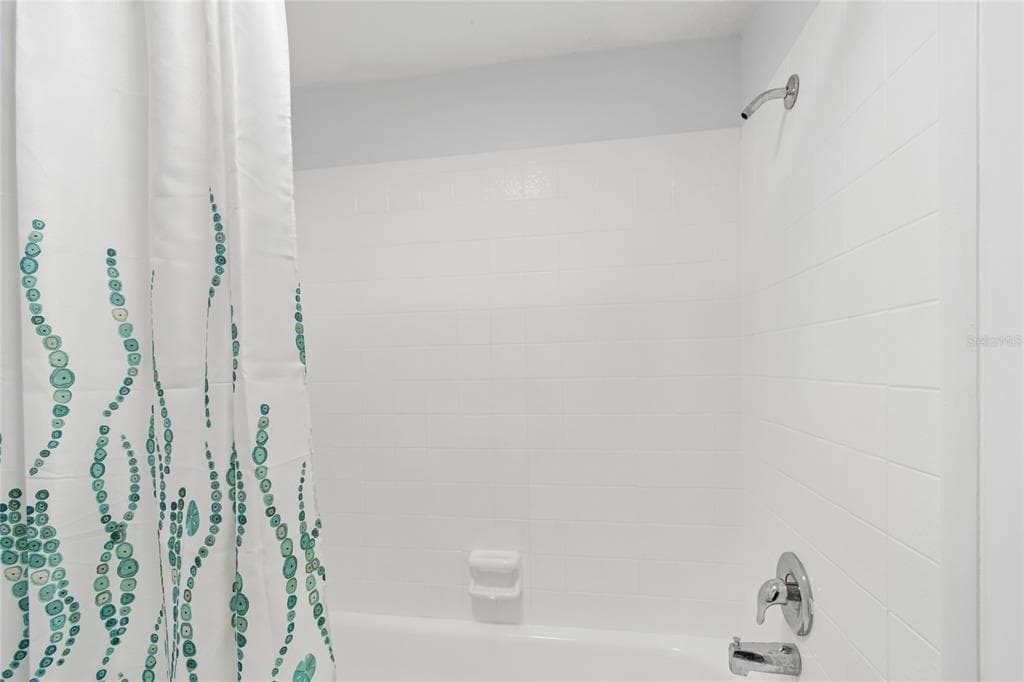 5980 SHORE BOULEVARD S 909 photo 23