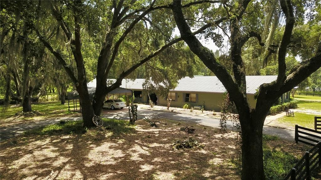 16945 W PHIL C PETERS ROAD photo 8
